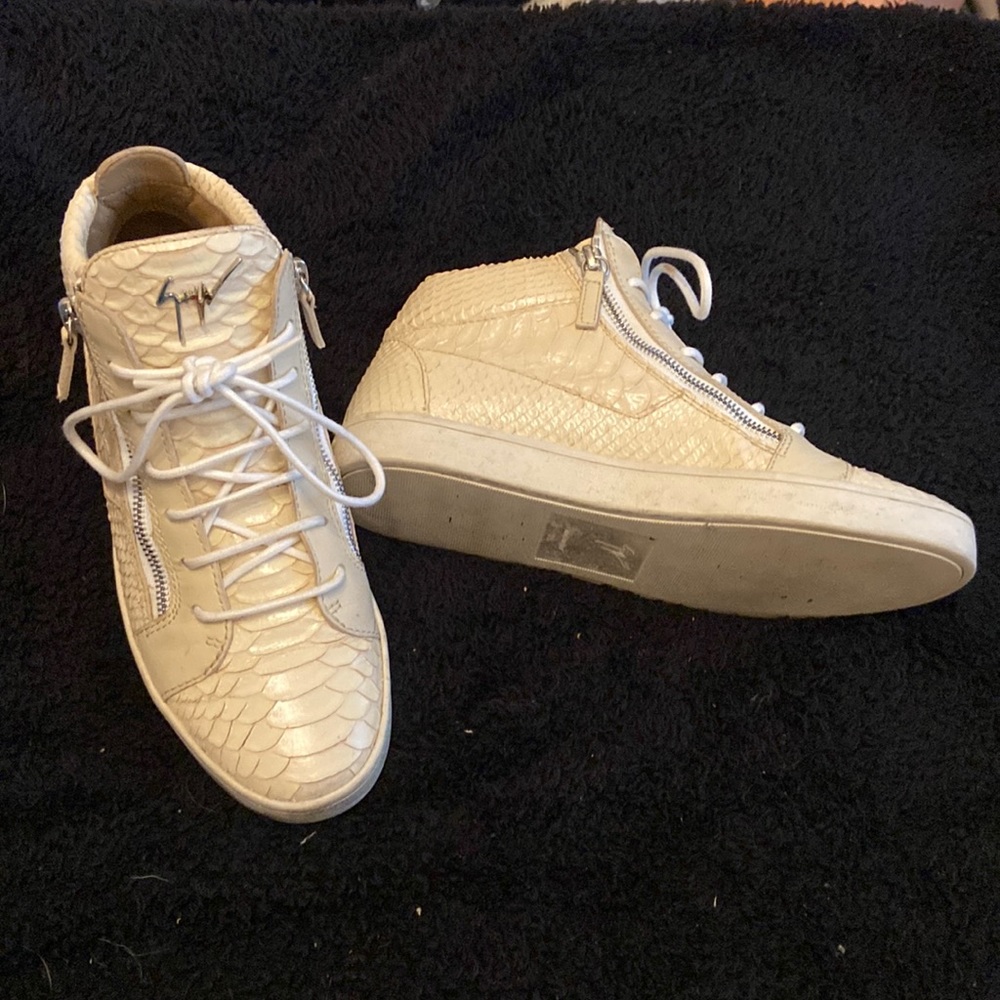 Giuseppe Zanotti snakeskin sneakers. Size 39.5